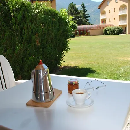 Geranium Gift-particulair شقة سايلون